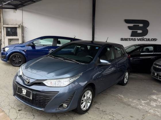 TOYOTA YARIS 1.3 16V FLEX XL PLUS TECH MULTIDRIVE TOYOTA YARIS 1.3 16V FLEX XL PLUS TECH MULTIDRIVE